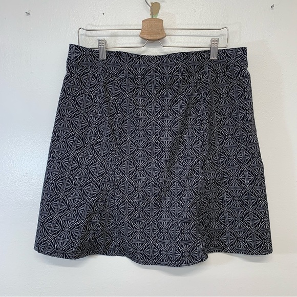 Rip Skirt Hawaii Large Abstract Print Wrap Above Knee Cover Up Beach Travel - Picture 2 of 8